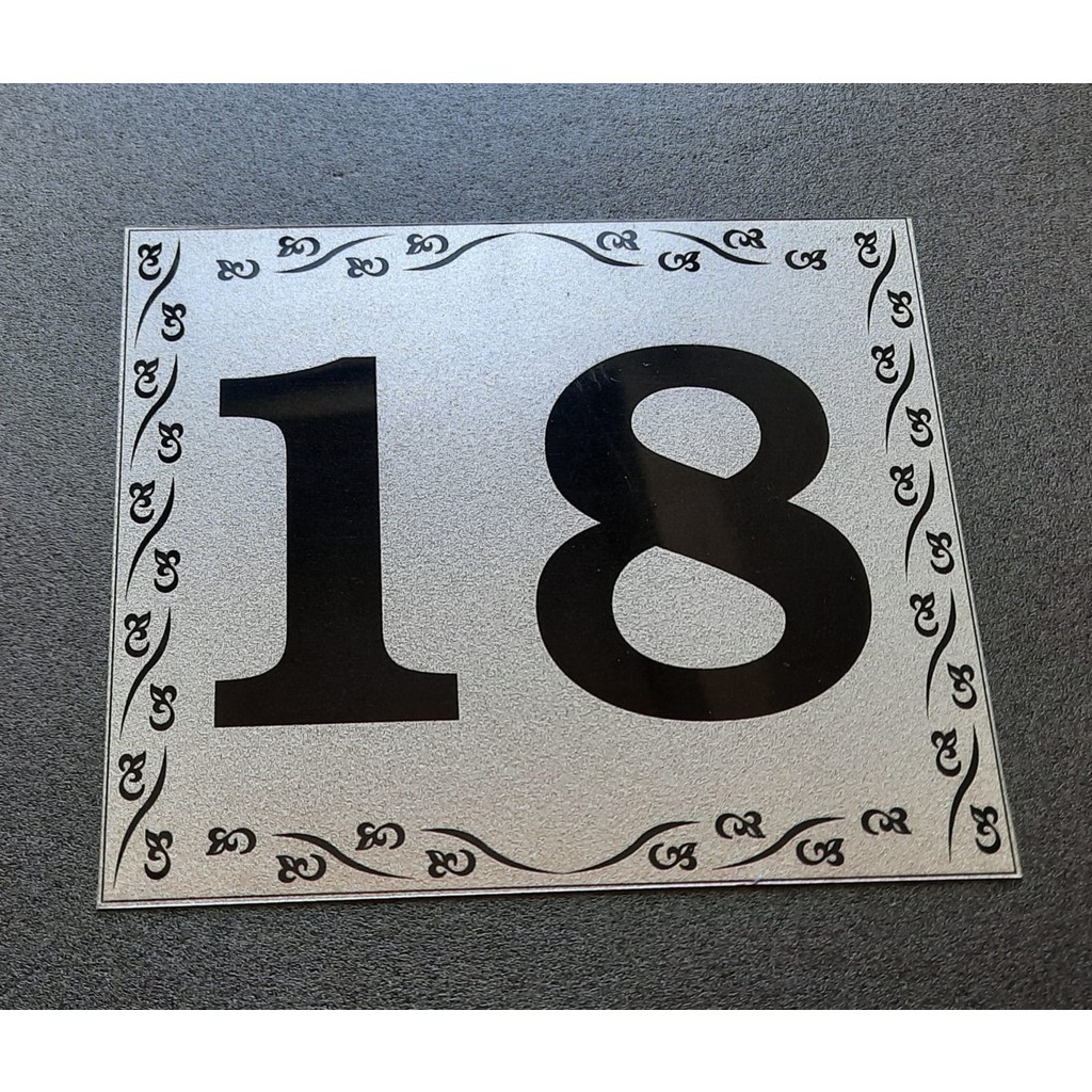 Kapı Numarası 10X12 cm Metalik Gümüş Gri Üzeri Siyah Baskı Kendinden Yapışkanlı No:18 Diğer Fiyatı