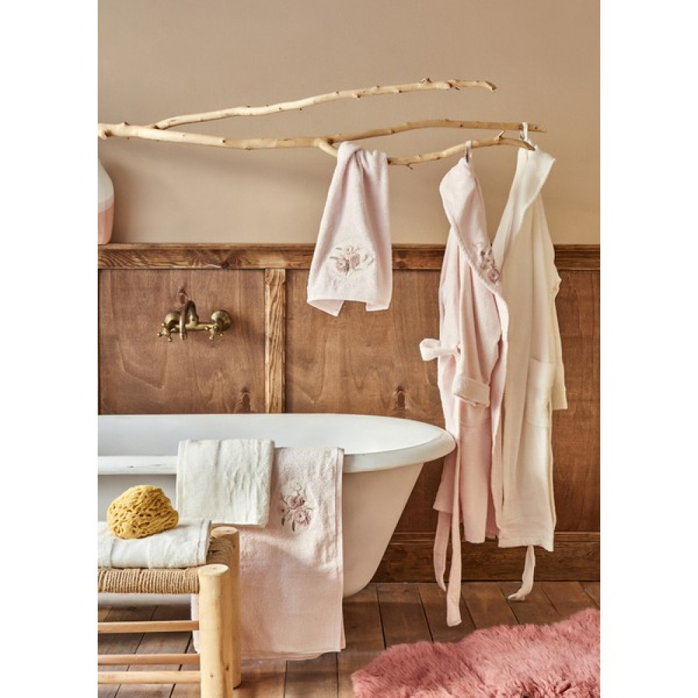 Karaca Home Goldie 3D Nakışlı Offwhite-Pudra Aile Seti - Standart - Renkli Bornoz Fiyatı