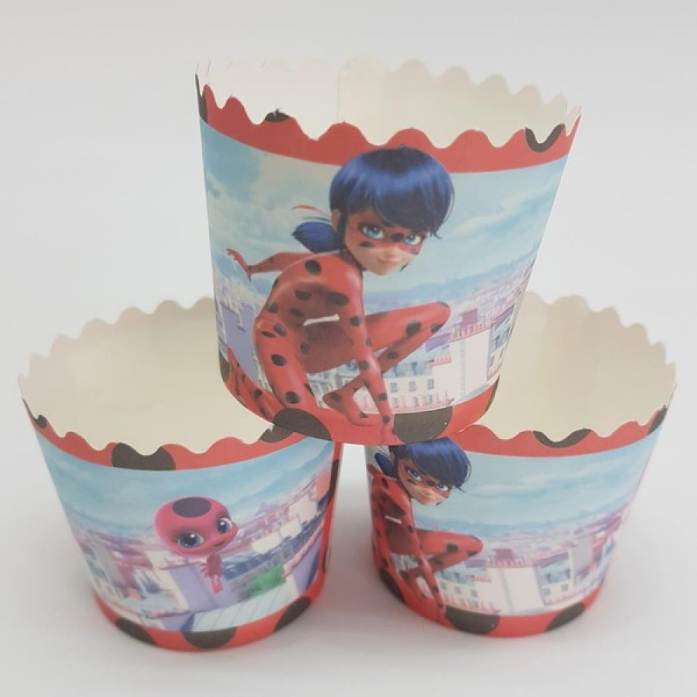 Kelebek Oyuncak Miraculous (Uğur Böceği ile Kara Kedi) Cupcake (Muffin) Kabı (25 Adet) - Kırmızı Oyuncak Fiyatı