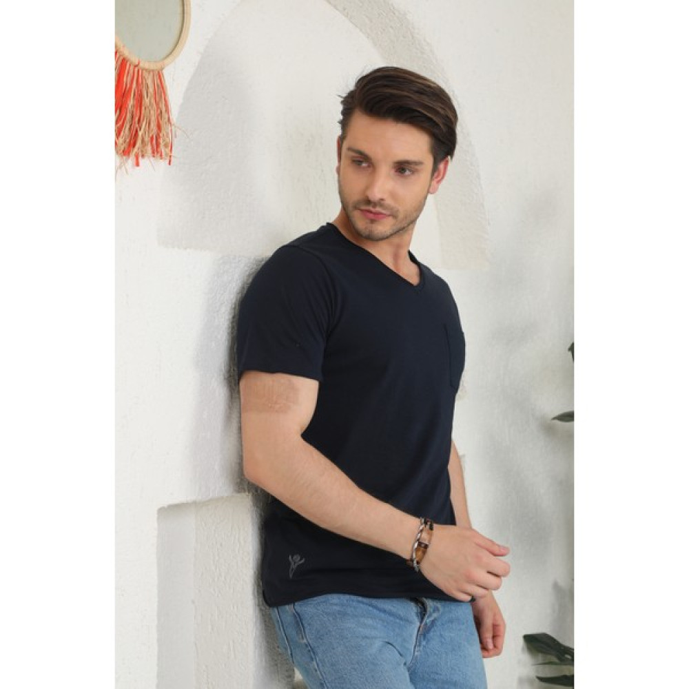 Ketcap V Yakalı Tshirt Siyah Cepli Etek Kol Yaka Pis Kenarlı Slim Fit Erkek T-shirt Fiyatı