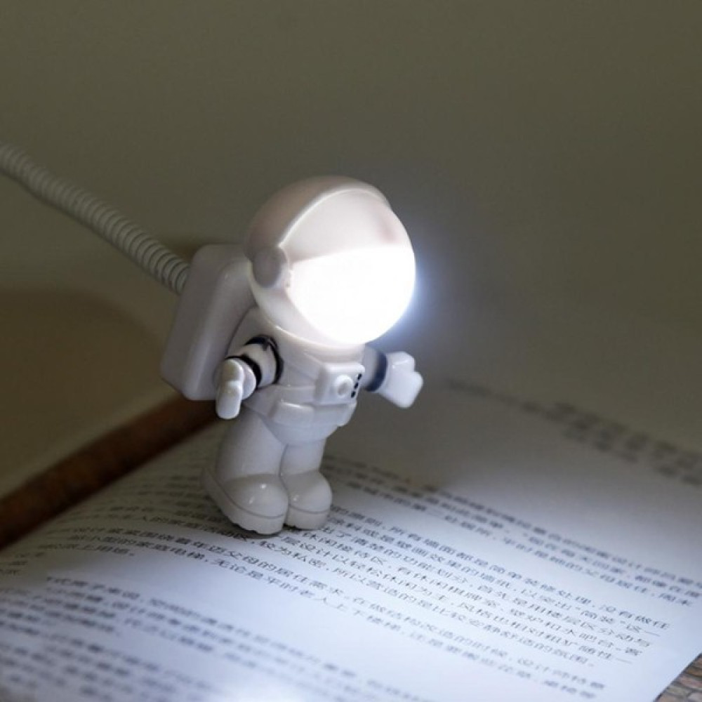 Keyfim Shop Astronot USB LED Gece Lambası - Renkli Dekoratif Lamba Fiyatı