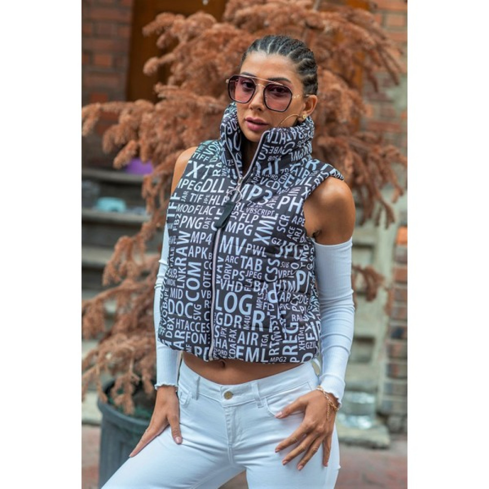 Keyifli Moda Kadın Siyah Beyaz Yazılı Dik Yaka Beli Lastikli Cepli Kısa Şişme Yelek Kadın Yelek Fiyatı