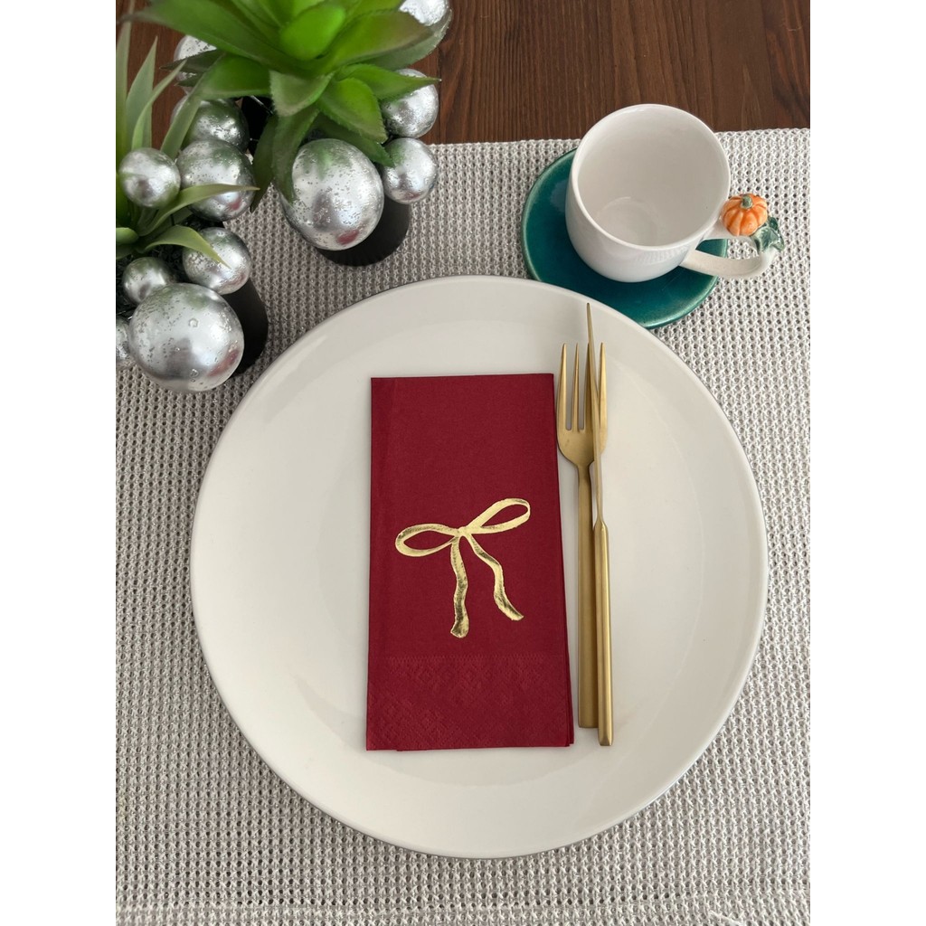 Kidspartim Gold Yaldızlı Bordo Fiyonk Baskılı Garson Katlama Peçete 16 Adet Premium Kalite 33x33 cm SSD / Solid State Drive Fiyatı