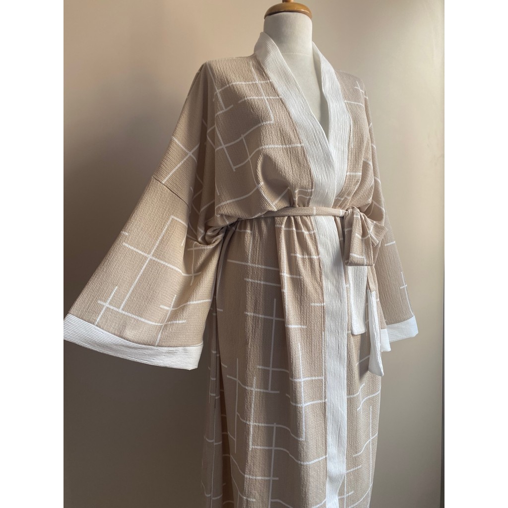 Kinua Studio Unisex Bej Oversize Kimono - Kuşaklı, Uzun Diğer Fiyatı