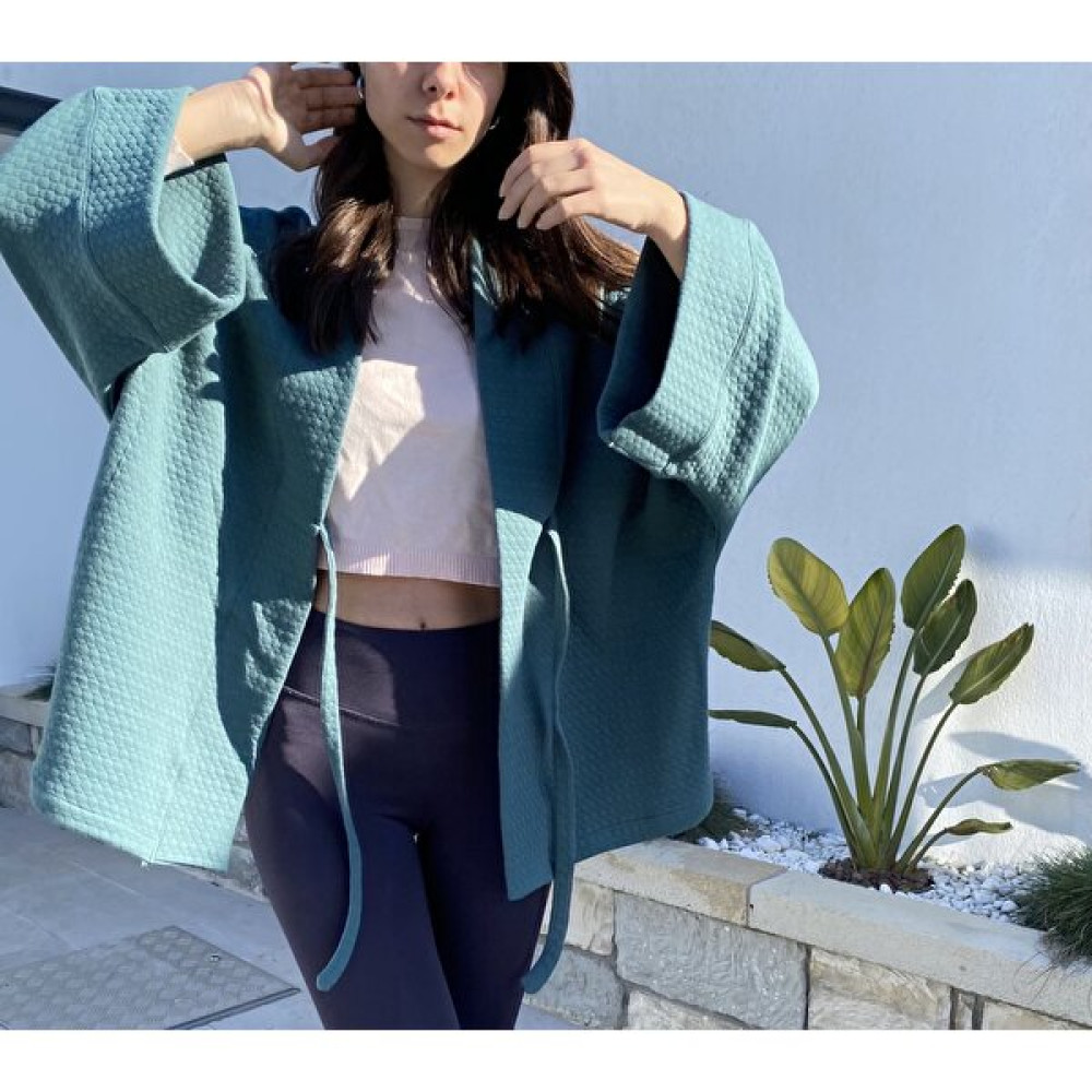Kinua Studio Yumuşak Dokulu Kapitone Kalın Ovre Kimono - Unisex Kadın Giyim Fiyatı