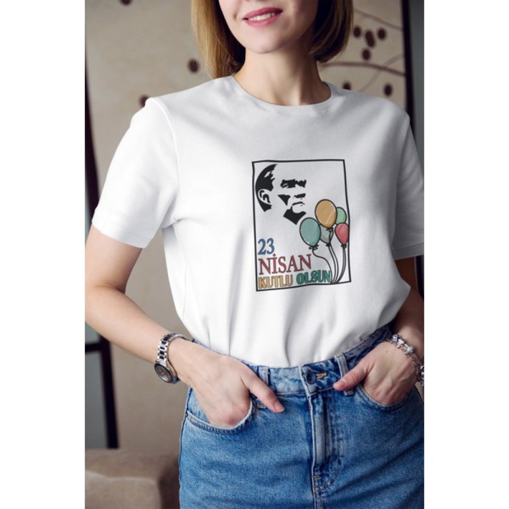 Kio Tasarım 23 Nisan Atatürk Silüeti ve Balon Baskılı T-Shirt Kadın Sevgililer-Doğum-Günü Hediye Bayan T-shirt Fiyatı