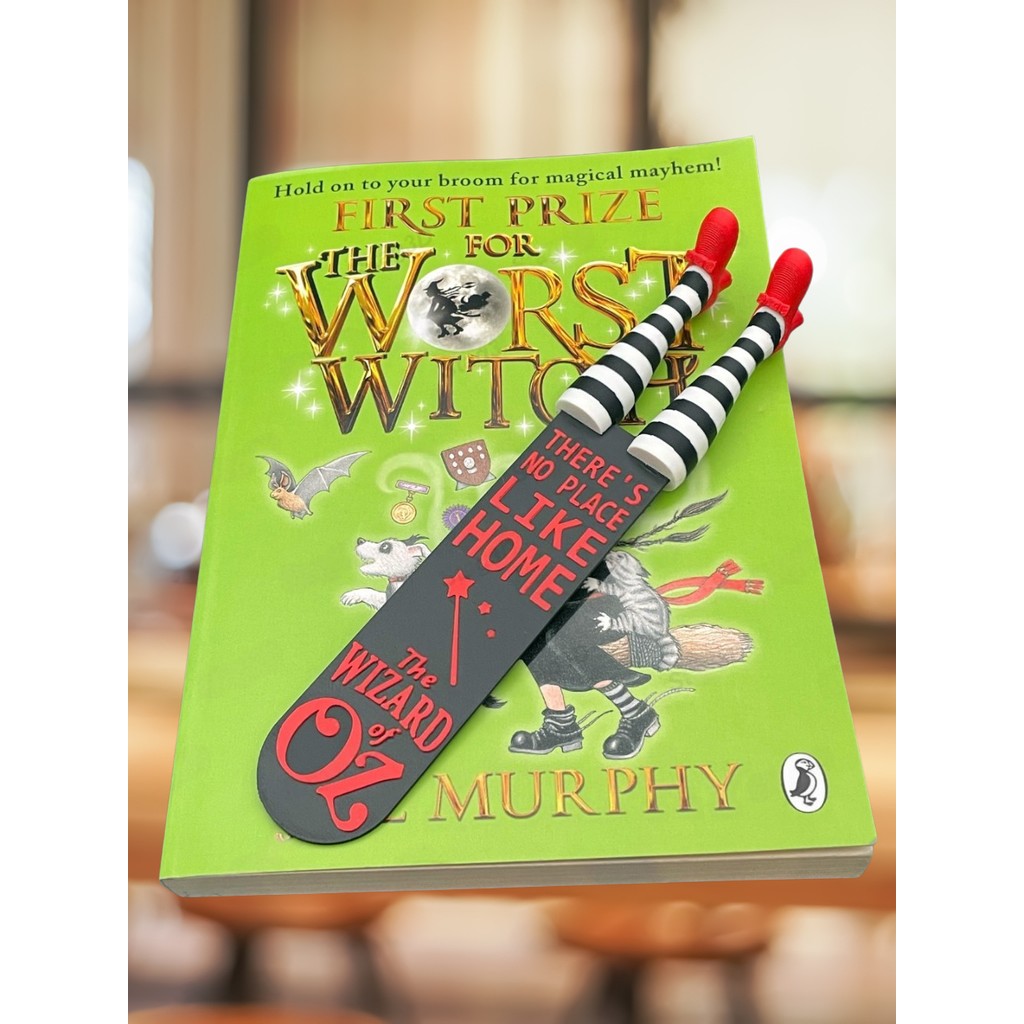 Kitap Ayracı Wizard Of Oz – Oz Büyücüsü Temalı – Çizgili Bacak Tasarımı – 3D Baskı Diğer Fiyatı