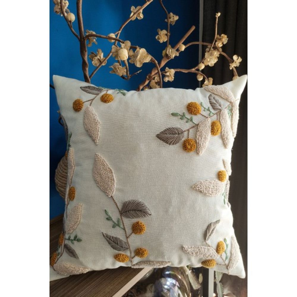 Koi Shop Bohem Leaf 1 Tekli Punch ( Panç ) Kırlent Kılıfı El Yapımı - 42 x 42 cm - Açık Kahve Kırlent / Mobilya Yastığı Fiyatı
