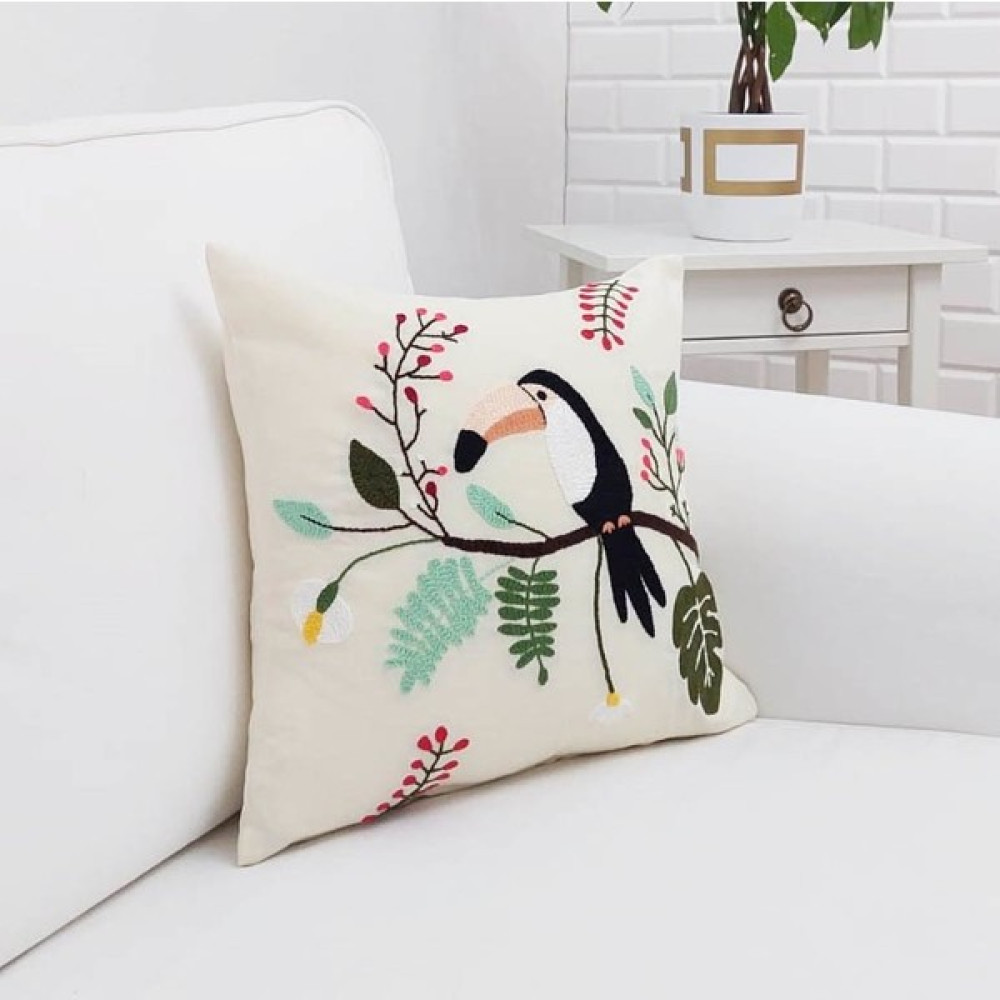 Körfez Kırlent Punch El Işçiliği Kırlent Kılıfı 43 x 43 Cm - Renkli Kırlent / Mobilya Yastığı Fiyatı