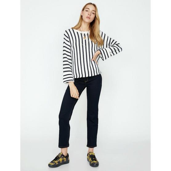 Koton 9KAK47648DD Mavi Dar Kesim Normal Bel Kadın Jean Pantolon