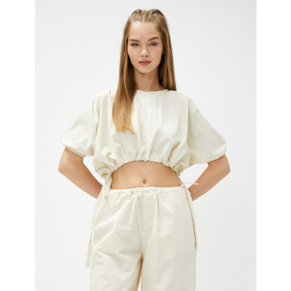Koton Crop Bluz Beli Bağlama Detaylı Balon Kollu Bisiklet Yaka Bluz Fiyatı