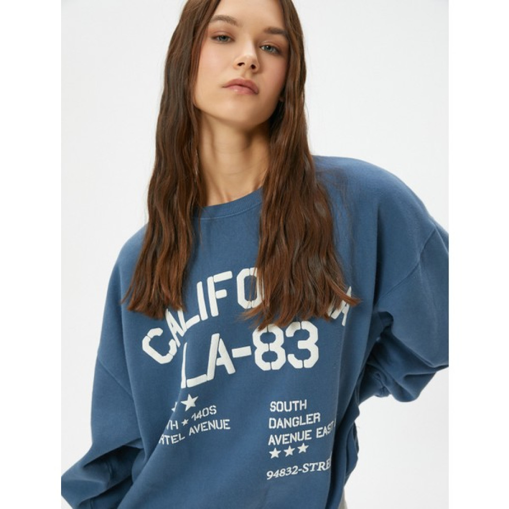 Koton Kolej Sweatshirt Baskılı Uzun Kollu Bisiklet Yaka Rahat Kalıp Bayan Sweatshirt Fiyatı