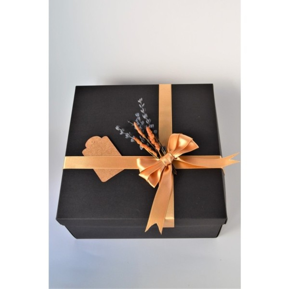 Kürkçü Dükkanı Yavruağzı Hediye Kutusu Özel Kurutulmuş Çiçekli 23X23X11 cm Eşya Saklama Kutusu Fiyatı