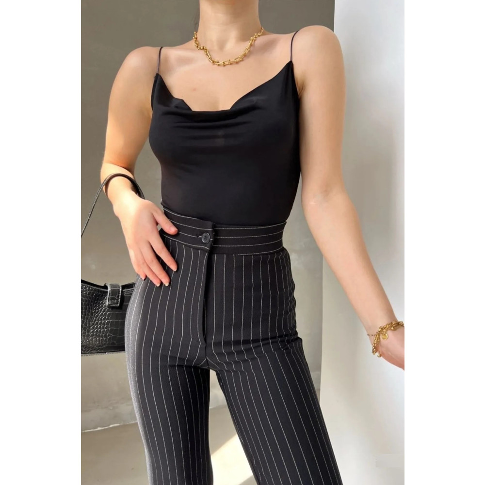 La Mela Kadın Siyah Degaje Yaka Askılı Bluz S Beden Bluz Fiyatı