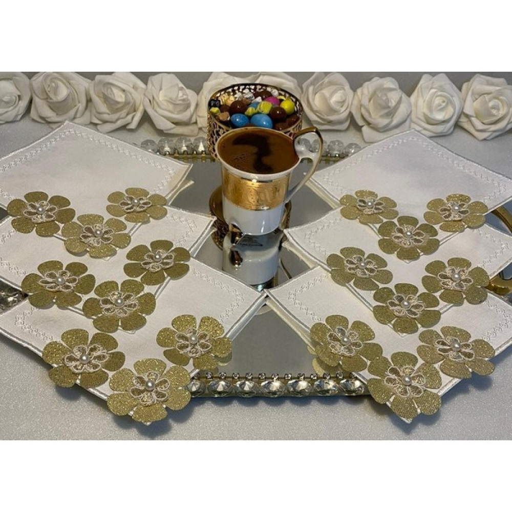 Lady Rio Kahve Yanı Peçete,kokteyl Peçetesi,sunum Peçetyesi,tepsi Peçetesi,nakışlı Peçete,3 Boyutlu Incili (6 Adet) - 13 x 13 cm - Ekru - Gold Masa Örtüsü Fiyatı