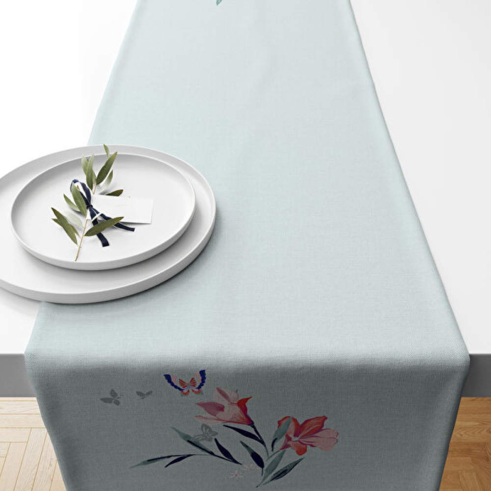 Lavender Tasarım Tekstil Zambak Suluboya Çiçek Desen Tasarımlı Saten Dijital Baskılı Runner - 140 x 40 cm - Beyaz Masa Örtüsü Fiyatı