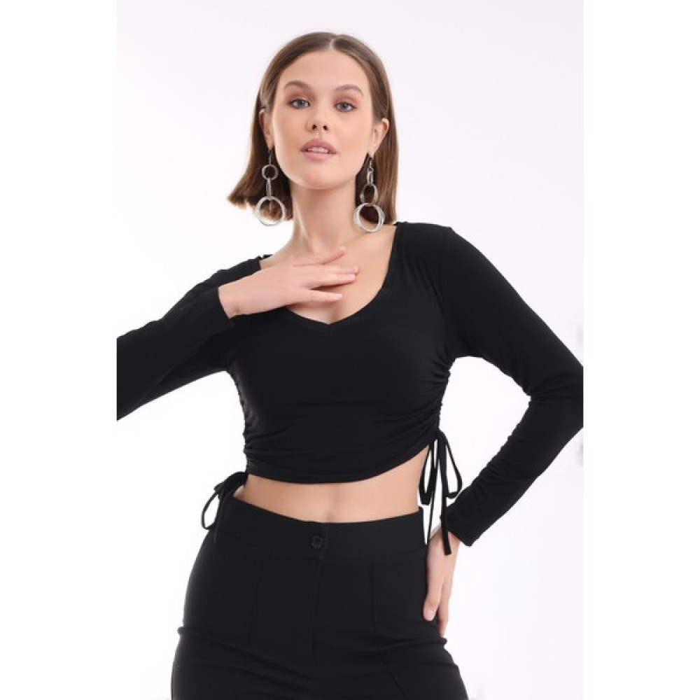 Leela Yanı Büzgülü V Yaka Crop Bluz Siyah Bluz Fiyatı