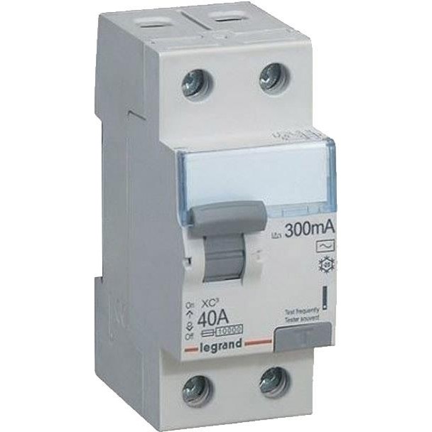Legrand 403187 Legrand Xc3 2p Ac 40A 300MA Kaçak Akım Koruma - 1 Adet Diğer Fiyatı