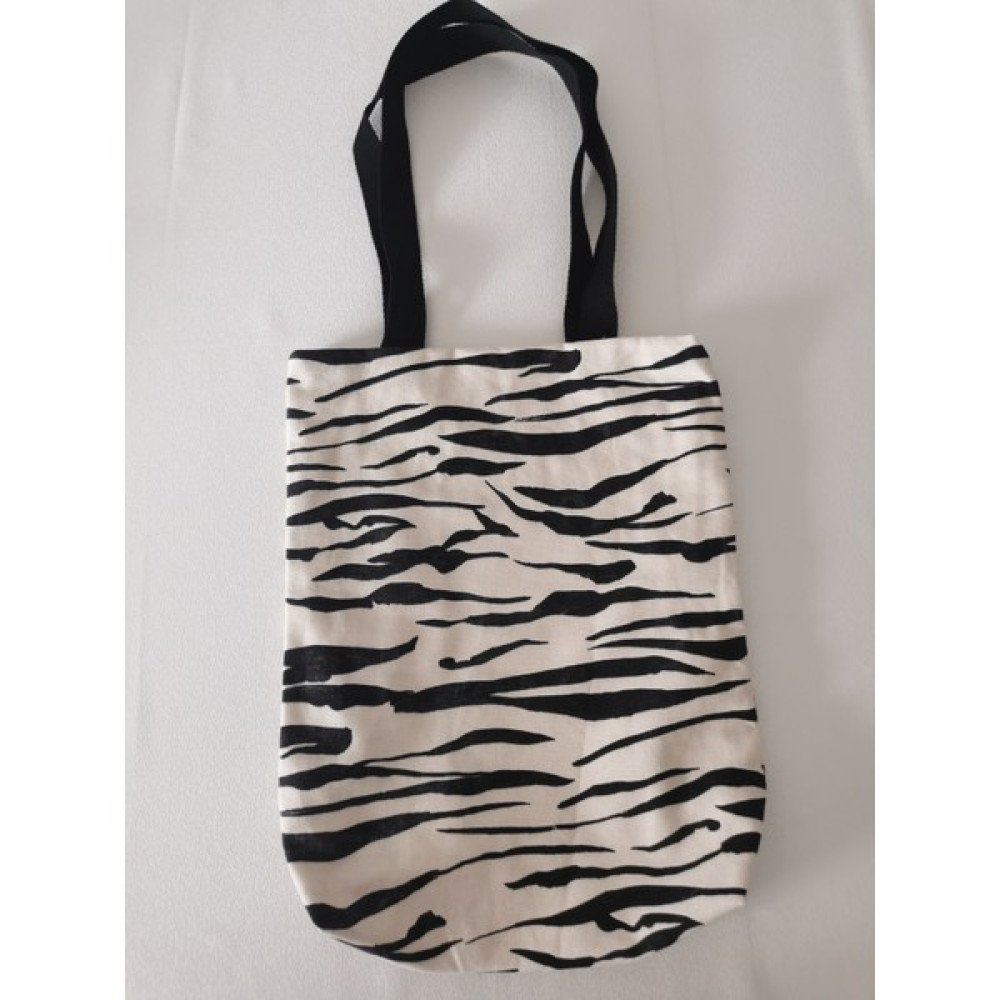 Lil Tasarım Bez Çanta,kanvas Çanta,tote Bag,bez Çanta,siyah Beyaz Çanta Sırt Çantası (Outdoor) Fiyatı