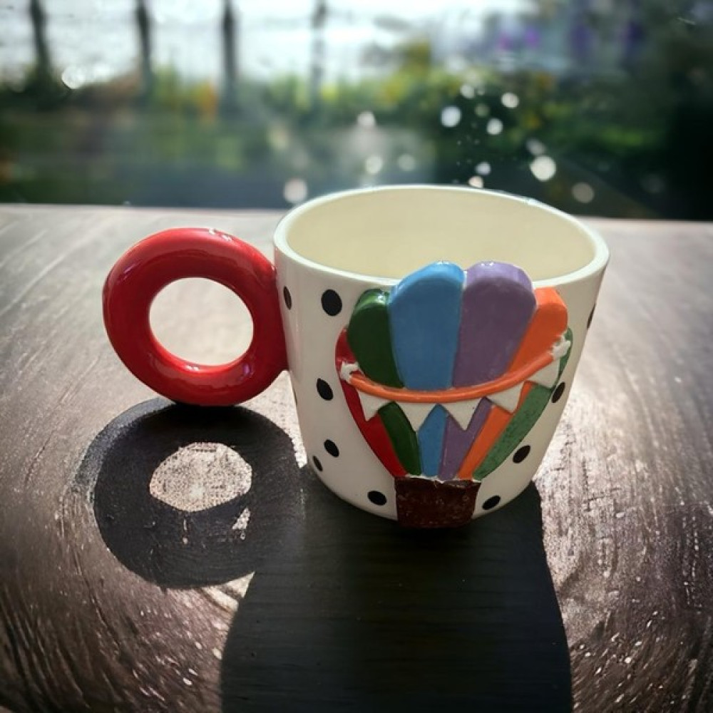Lilies Atelier Ponsetya Ceramic & Lilies Atelier Renkli Balon Desen Puantiyeli El Yapımı Mug Kupa 375 ml - Krem - Kırmızı Oto Boyaları Fiyatı