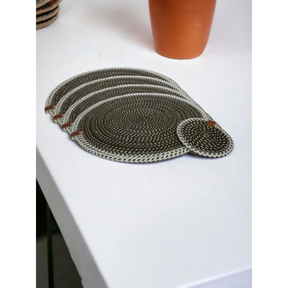 Liya Bella 4'lü El Yapımı Hasır Amerikan Servis ve Bardak Altlığı Seti - Yeşil - Beyaz - 33 x 33 cm Amerikan Servis Fiyatı