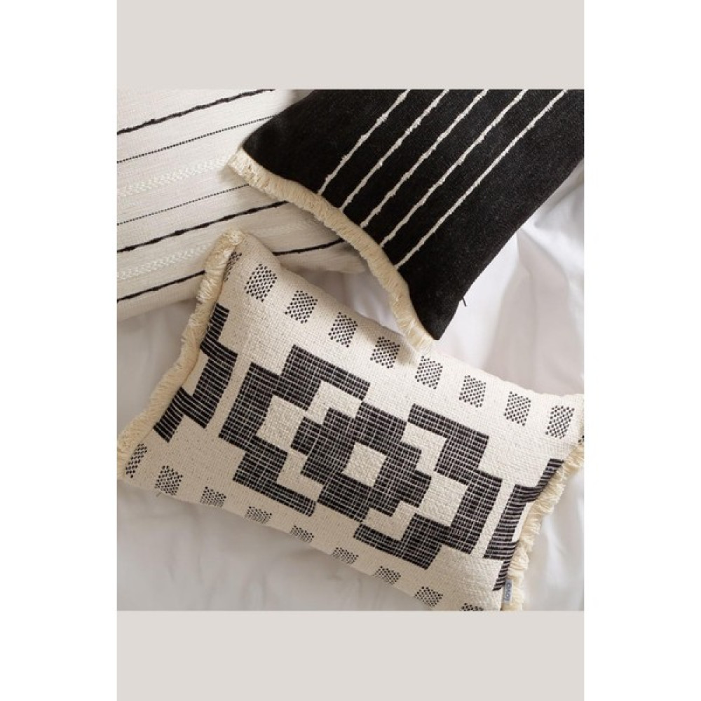 Lova Yatak Lucky Dekoratif Yastık - 35 x 50 cm - Ekru - Antrasit Kırlent / Mobilya Yastığı Fiyatı