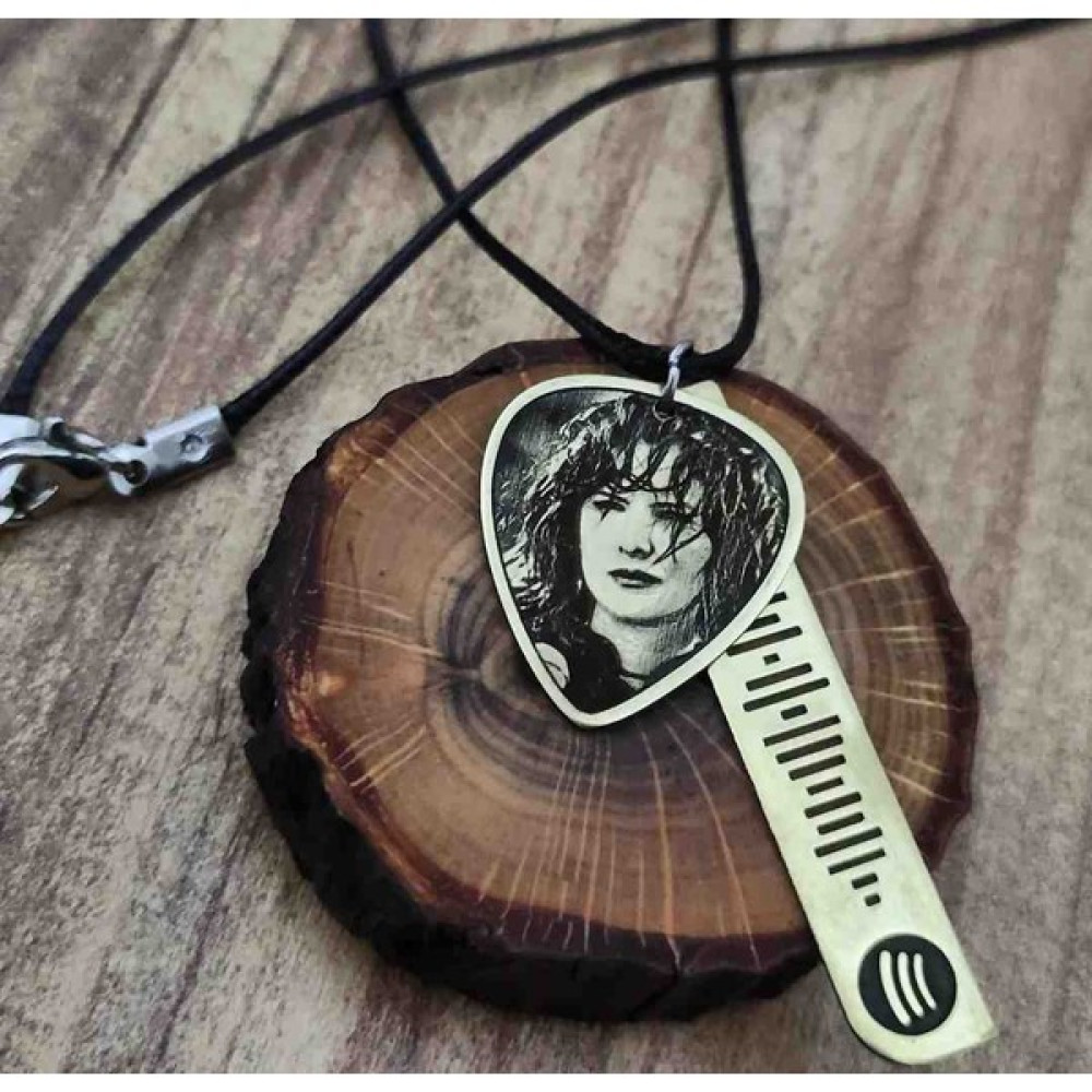 Luffy Design Şebnem Ferah Pena Spotify Kolye Set. Elektro Gitarlar Fiyatı