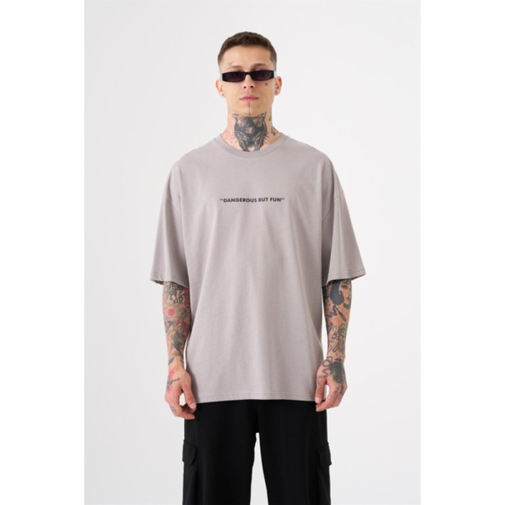 Machinist Unisex Oversize Dangerous But Fun Baskılı Pamuklu T-Shirt Gri Erkek T-shirt Fiyatı
