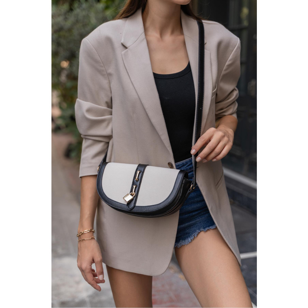 Madamra Siyah- Krem Kadın Kontrast Tasarım Çapraz Askılı Çanta Unisex Çanta & Cüzdan ve Seyahat Çantaları Fiyatı