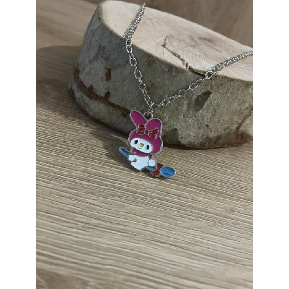 Maniera Aksesuar Süpürge Üstünde Uçan Cadı Hello Kitty Kolye - 50cm - Siyah-Gümüş - 60 cm Bijuteri Kolye Fiyatı