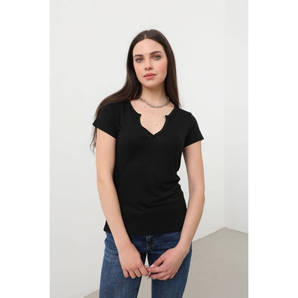 Markapia Woman Kadın V Yaka Cepli Basic T-Shirt Siyah Bayan T-shirt Fiyatı