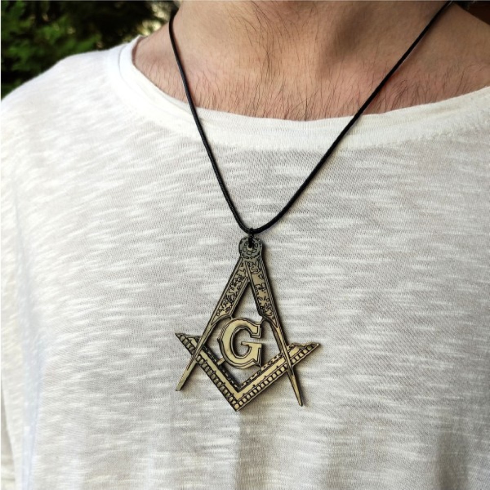 Market66 Mason Masonic Harf G Gönye V Pergel Büyük Boy 7cm Siyah Akrilik Kolye Ucu Deri Kayış Bijuteri Kolye Fiyatı