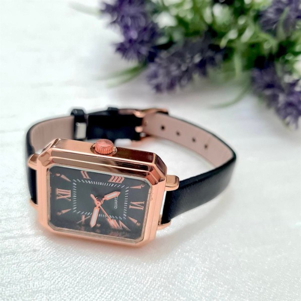 Marlas Marlas, Rose Gold Köşeli Kasa, Siyah Deri Kordonlu, Vintage Kadın Kol Saati, Kadın Aksesuar, Minimal Tasarım, Retro Tasarım Kol Saatleri Fiyatı