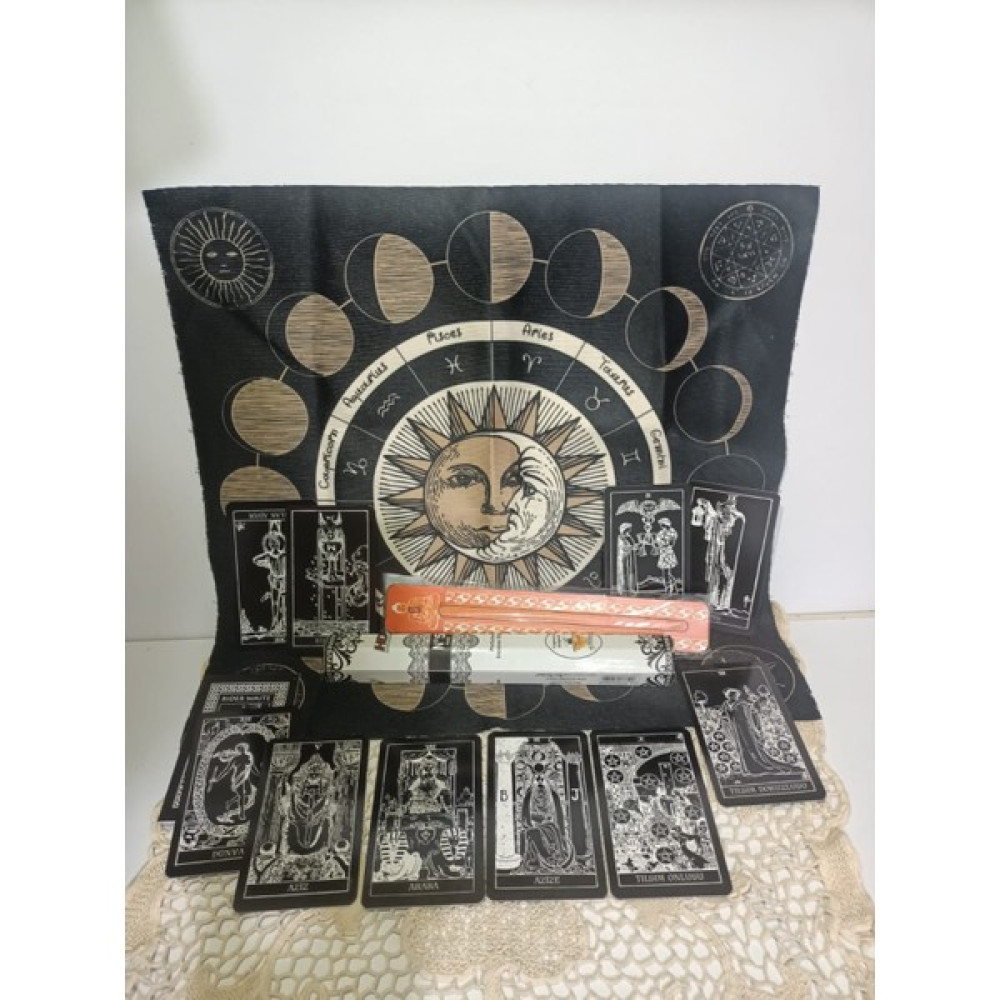 Meditasyon Dükkanı Tarot Halısı ve Siyah Tarot Destesi Oyun Takımları Fiyatı