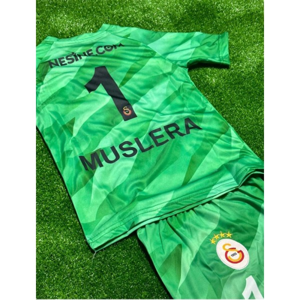 Mega Fusion Galatasaray MUSLERA2023/24 Sezon Çocuk Futbol Forması Çorap Bileklik Hediye Futbol Malzemeleri Fiyatı