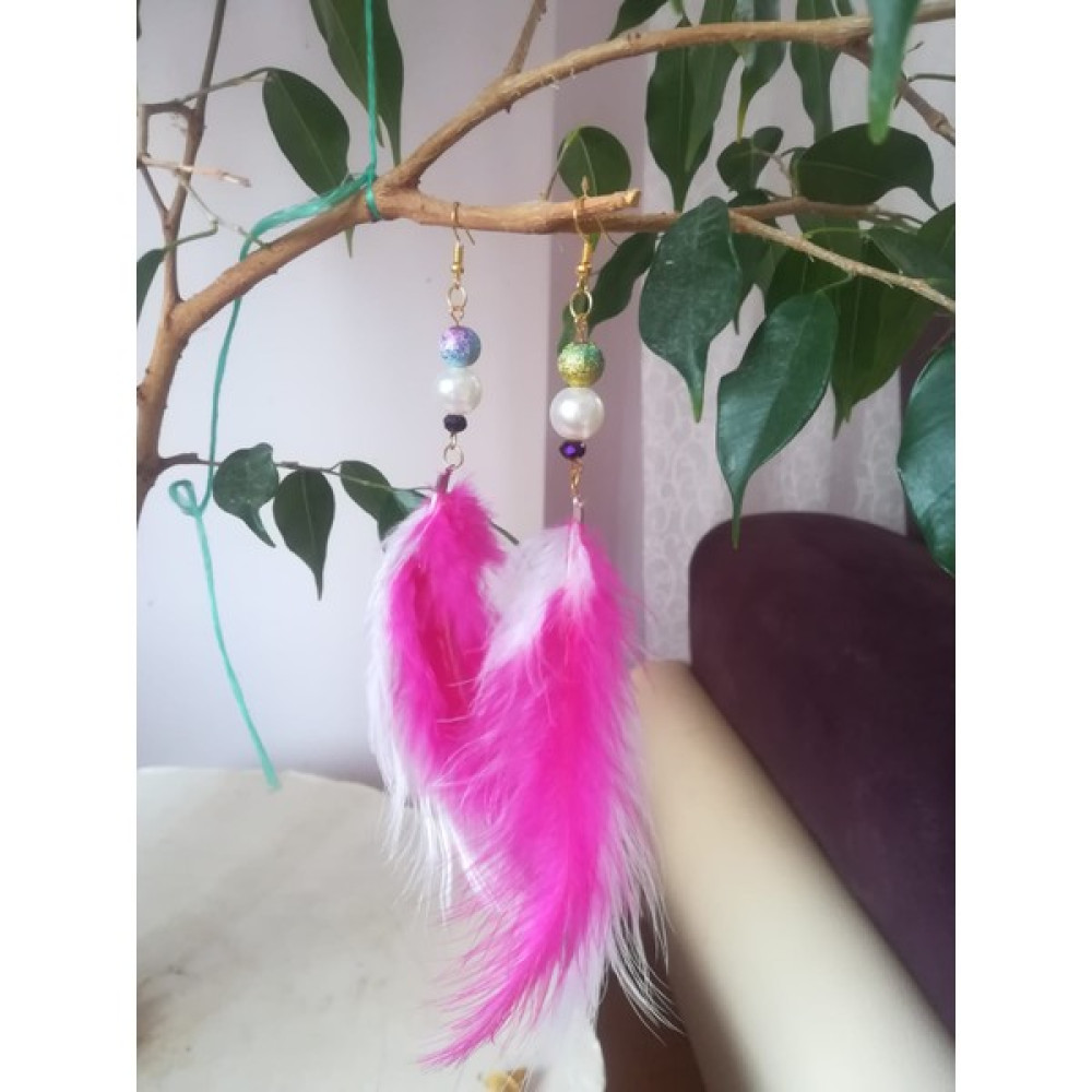 Meralin Elinden Pembe-Beyaz Tüylü Küpe - 11 cm - Pembe Bijuteri Küpe Fiyatı