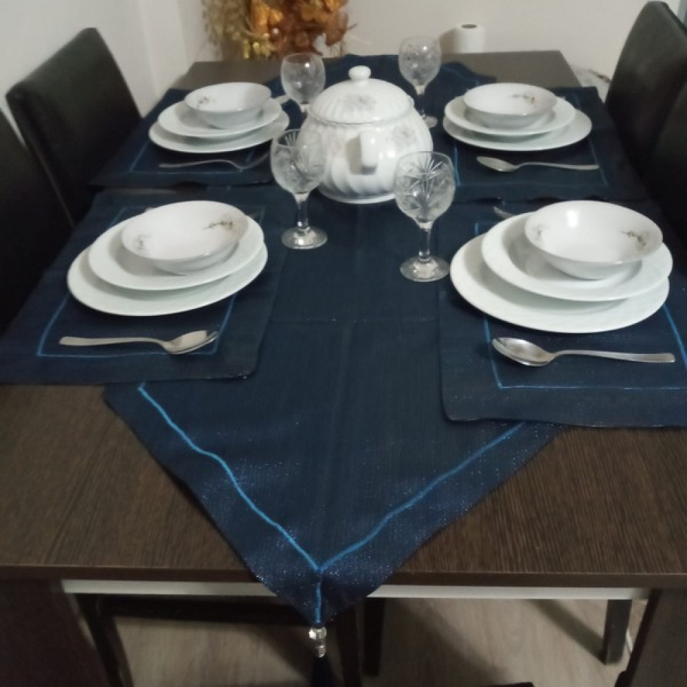 Meryemce Simli Lacivert Ranır Masa Seti 5 Parça 150 x 50 cm – 45 x 25 cm - 150 x 32 cm Masa Örtüsü Fiyatı