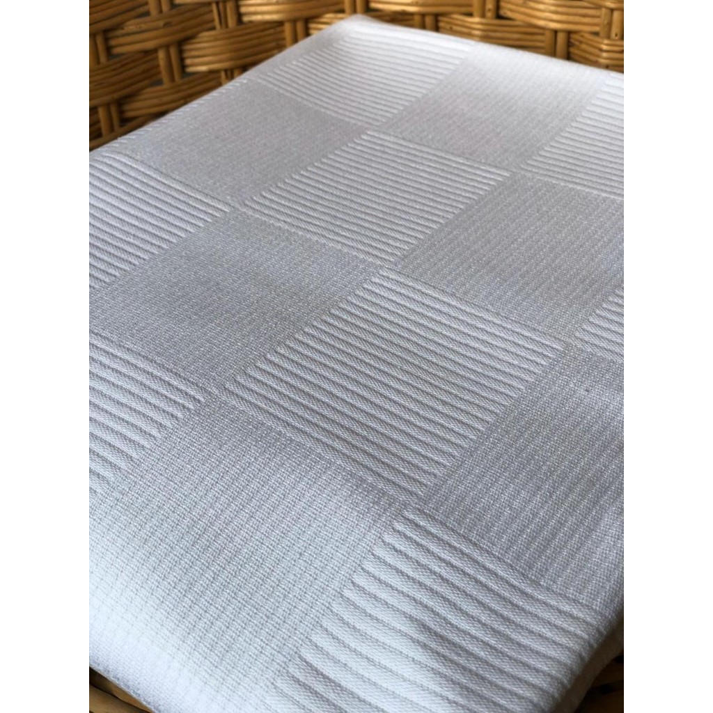 Meşeli Tekstil Çift Kişilik Otel Pike Yatak Örtüsü - Beyaz - 200X230 Yatak Örtüsü Fiyatı