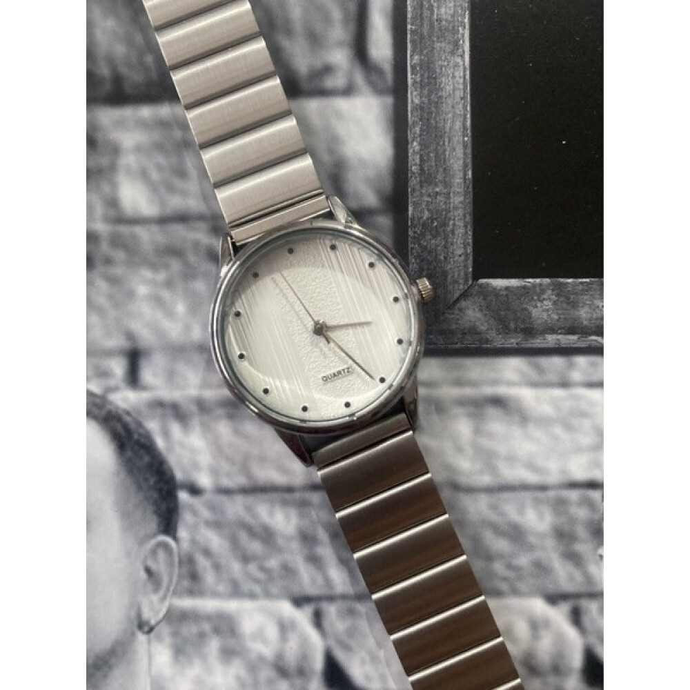 Miaccs Nova Seri Vintage Minimal Yuvarlak Metal Kordon Kadın Kol Saati - Gümüş Kol Saatleri Fiyatı
