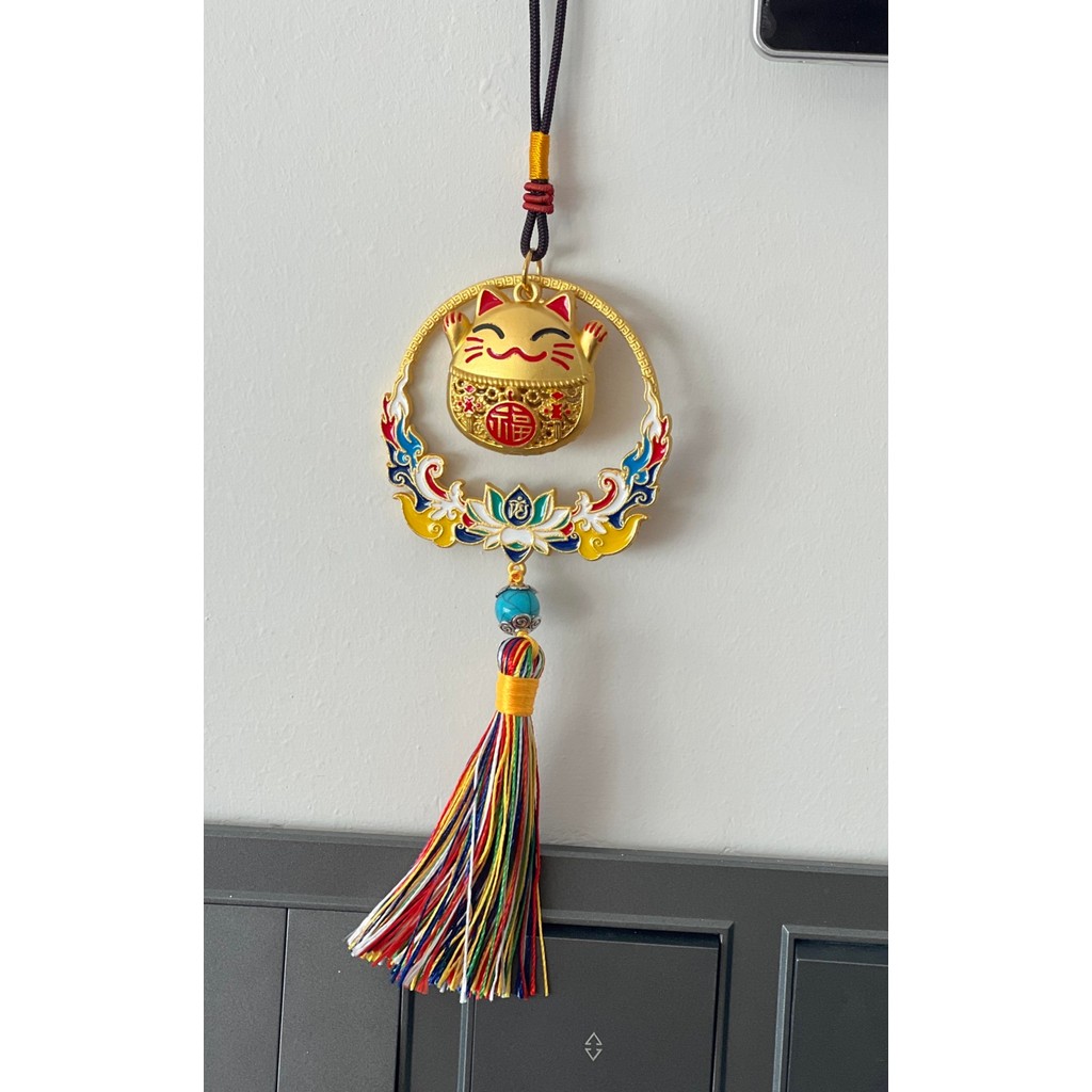 Miamantra Feng Shui Bereket ve Şans Kedisi Asılabilir Dekor /maneki Neko Kırmızı Detaylı Gold Araba Aynası Süsü Evcil Hayvan Ürünleri Fiyatı