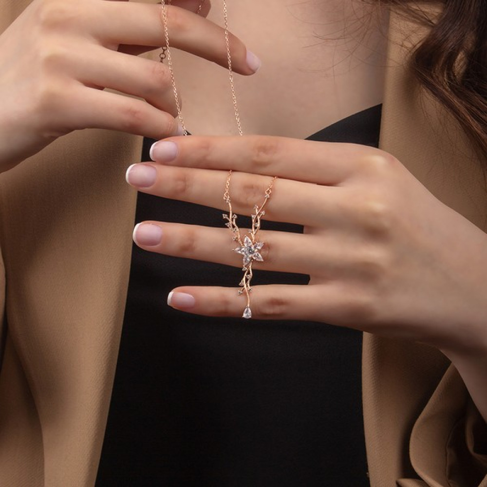 Miavi Silver 925 Ayar Gümüş Sarmaşıklı Nergis Çiçeği Kolye  Gümüş Kolye Fiyatı