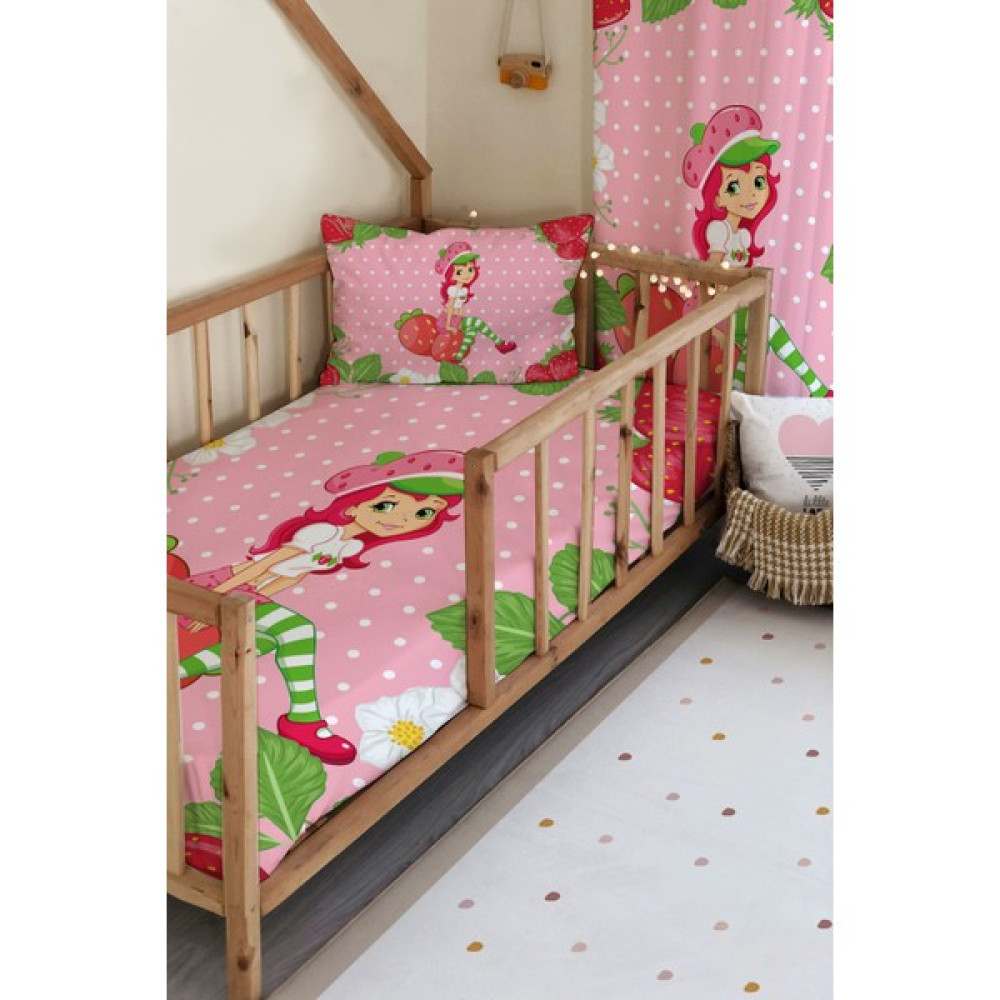 Milroma Çilek Kız Desenli Kadife Çocuk ve Bebek Yatak Örtüsü - Renkli - 140 x 220 cm Yatak Örtüsü Fiyatı