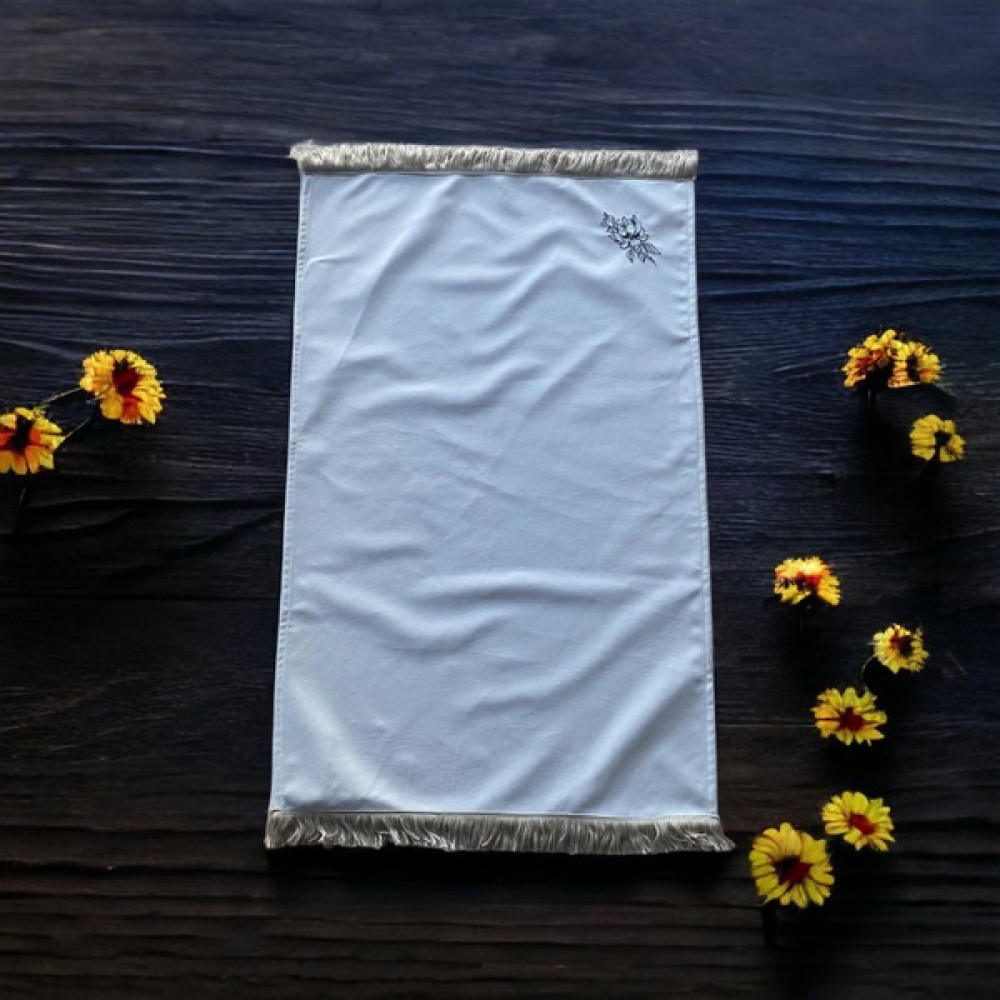 Miracle Gifts Minimal Desenli Kadife Seccade - Bej - 70 x 110 cm Seccade Fiyatı
