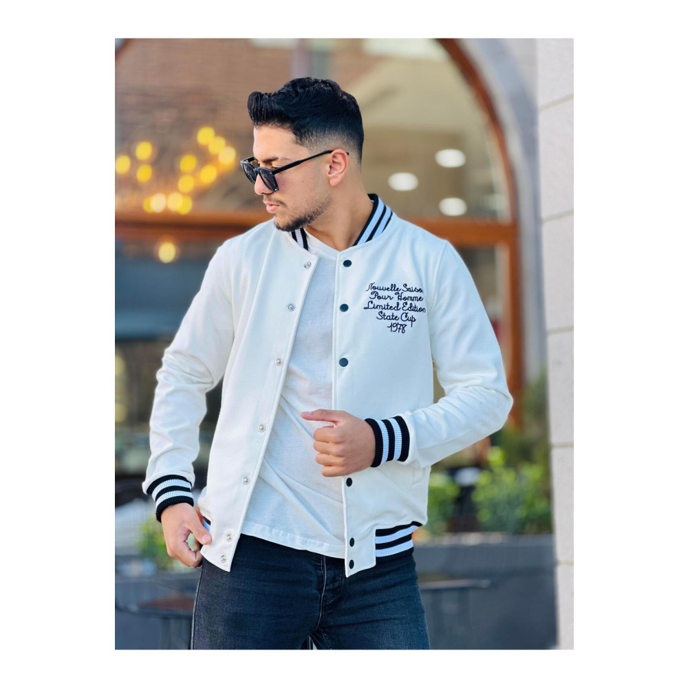 Miron Beyaz Pike Dokulu Nakış Detaylı Regular Fit Kolej Ceket 2XL Beden Bayan Ceket Fiyatı