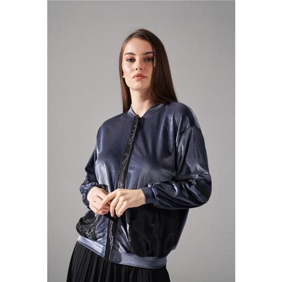 Mizalle Gri Organze Detaylı Kadife Bomber