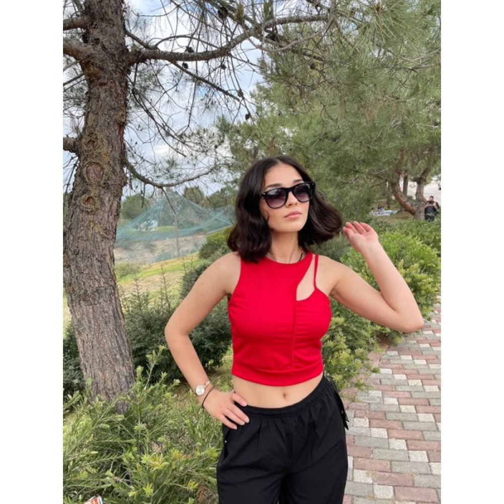 Moana Butik Kırmızı Cut Out Detay Crop Bluz Bluz Fiyatı