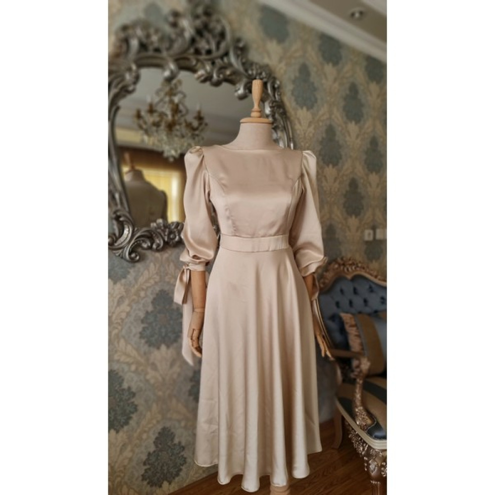 Moda Makko Bej Rengi Saten,oval Yakalı,kolları Bağcıklı Midi Boy Abiye Elbise Fiyatı