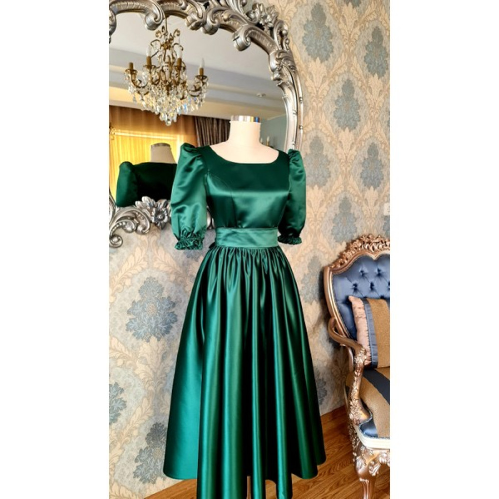 Moda Makko Yeşil Rengi Saten Kumaştan,oval Yakalı,büzgülü Sade Abiye Elbise Fiyatı