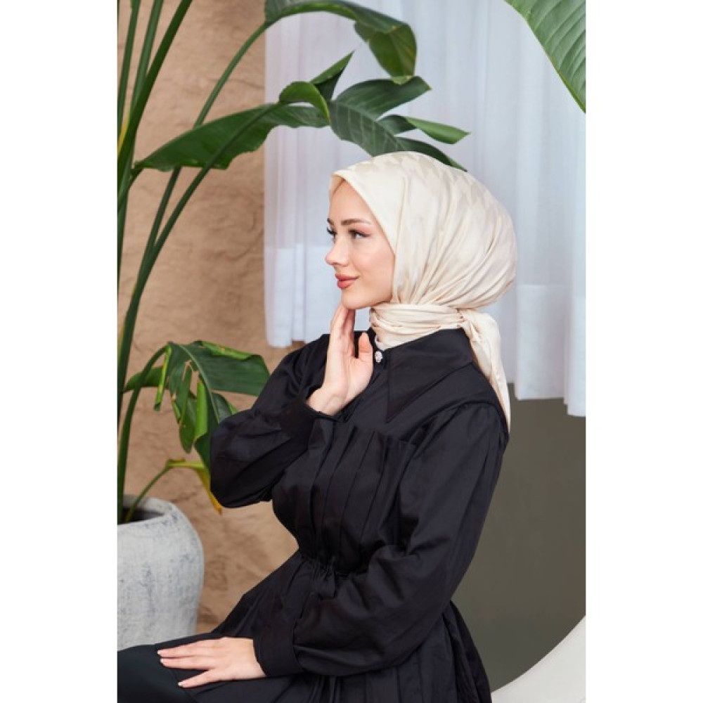 Moda Mevsimi Ipekhan Kazayağı Desen Ipeksi Jakarlı Eşarp Ekru Eşarp Fiyatı