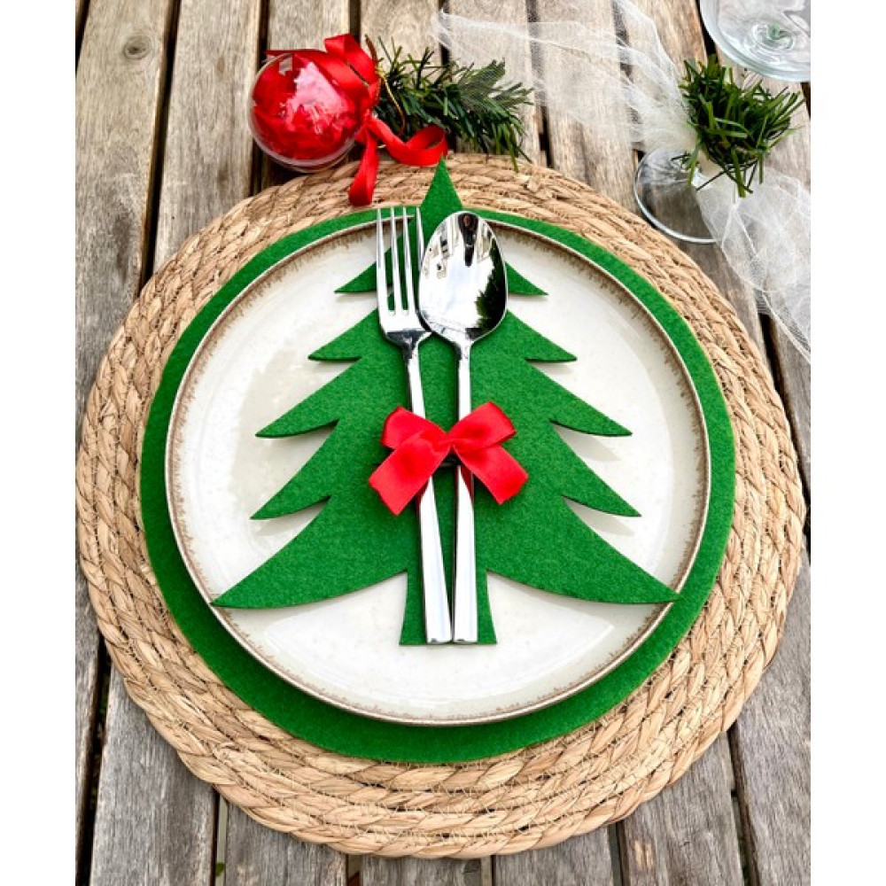 Mom Yoyu Yoyufelt Kırmızı Fiyonklu Yeşil Keçe Kaşıklık Sunumluk I Yılbaşı Sofra Sunumu 6 Adet - 15 x 25 cm - Yeşil - Kırmızı Masa Örtüsü Fiyatı